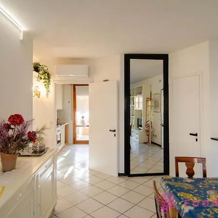 Fuoriporta Affitti Brevi - Orchidee Del Ducato Διαμέρισμα